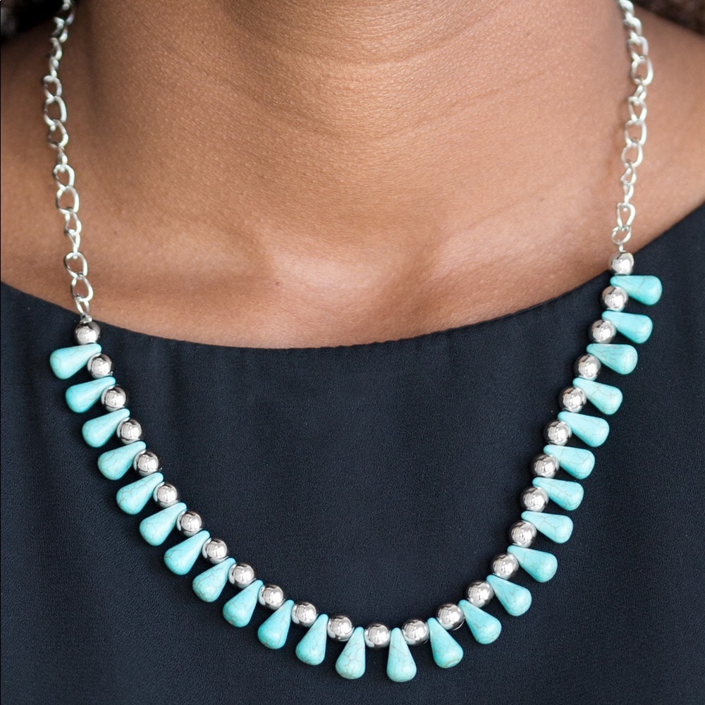 Jewelry - Picture 2 of 3